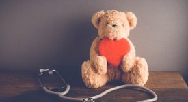 neonato-piuma-operato-al-cuore-con-un-minicatetere-largo-come-uno-spaghetto