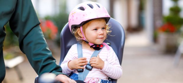 seggiolino-per-bicicletta-meglio-davanti-o-dietro-ecco-tutto-quello-che-ce-da-sapere