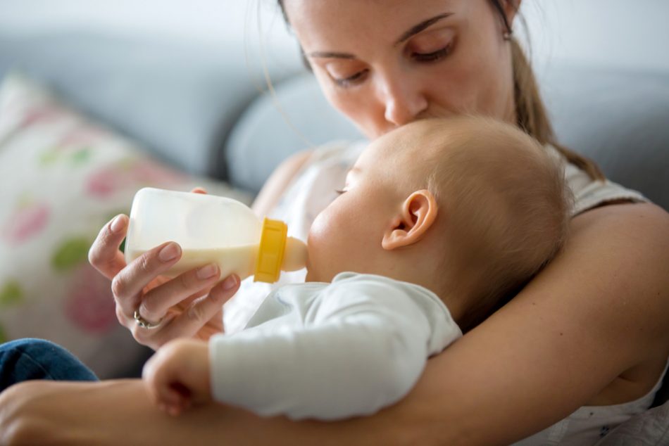 bonus-latte-artificiale-la-protesta-dei-pediatri