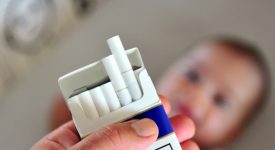 bambini-e-fumo-passivi-ecco-i-rischi