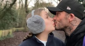 baci-sulla-bocca-ai-figli-david-beckham-e-la-figlia-harper-riaccendono-la-polemica