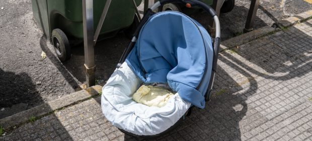 neonato-abbandonato-con-il-cordone-ombelicale-gara-di-solidarieta-per-il-piccolo-germano