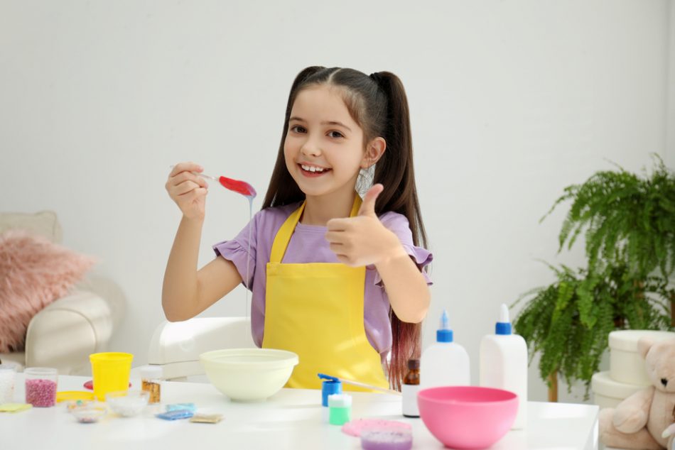 niente-rosa-o-azzurro-in-una-scuola-materna-toscana-i-grembiuli-saranno-gialli