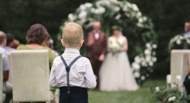 come-vestire-un-bambino-con-eleganza-per-un-matrimonio