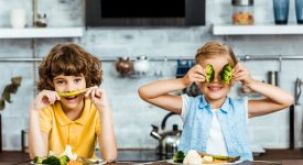 bambini-e-alimentazione-una-scuola-di-bergamo-inserisce-il-menu-veggie